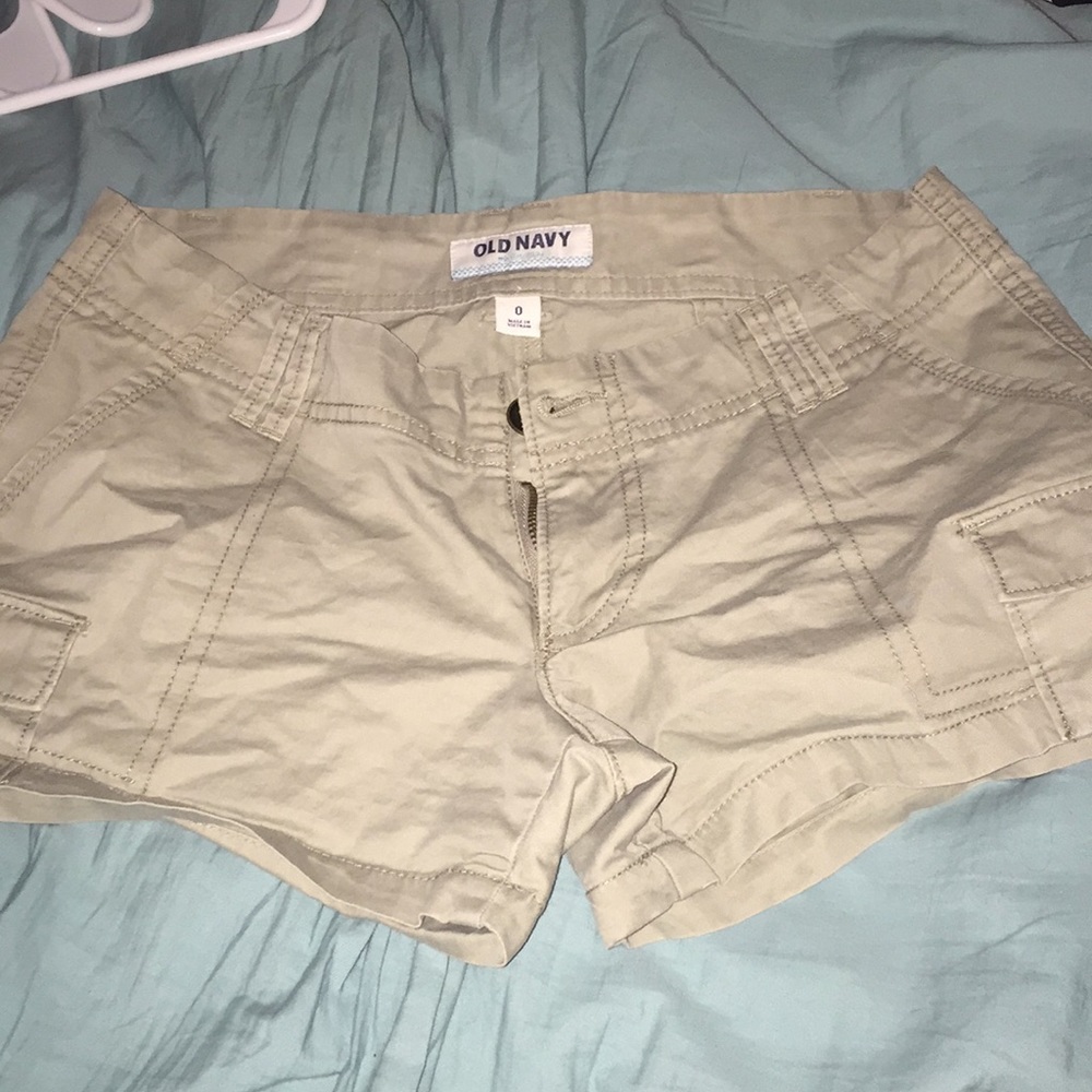 Tan short